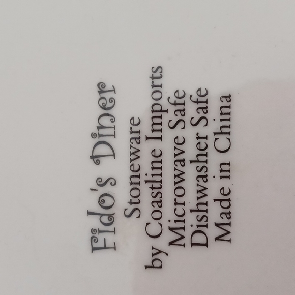 2 pet dishes - Picture 3 of 5